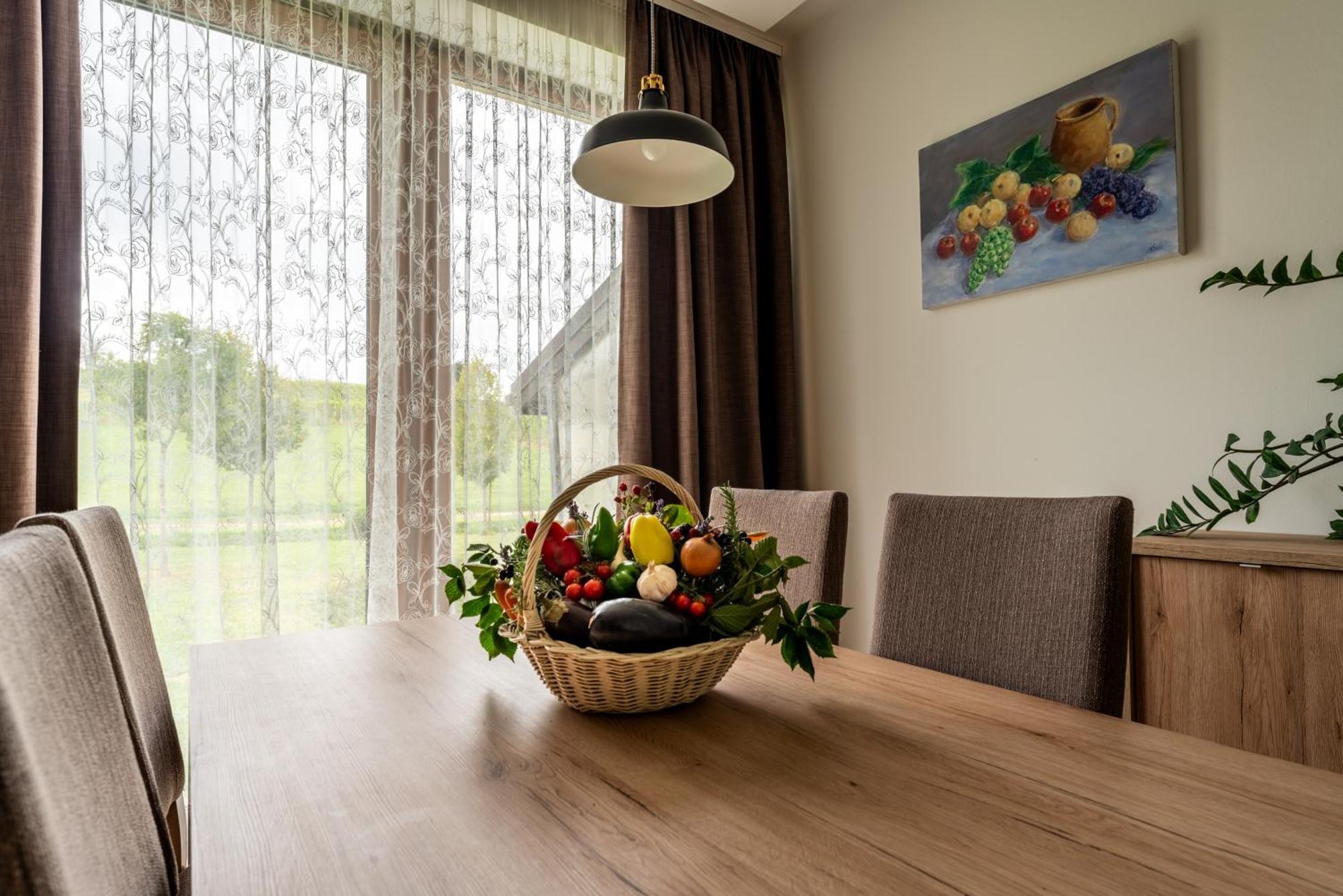 Bed&Breakfast Vinarija Coner Bjelovar Exterior foto