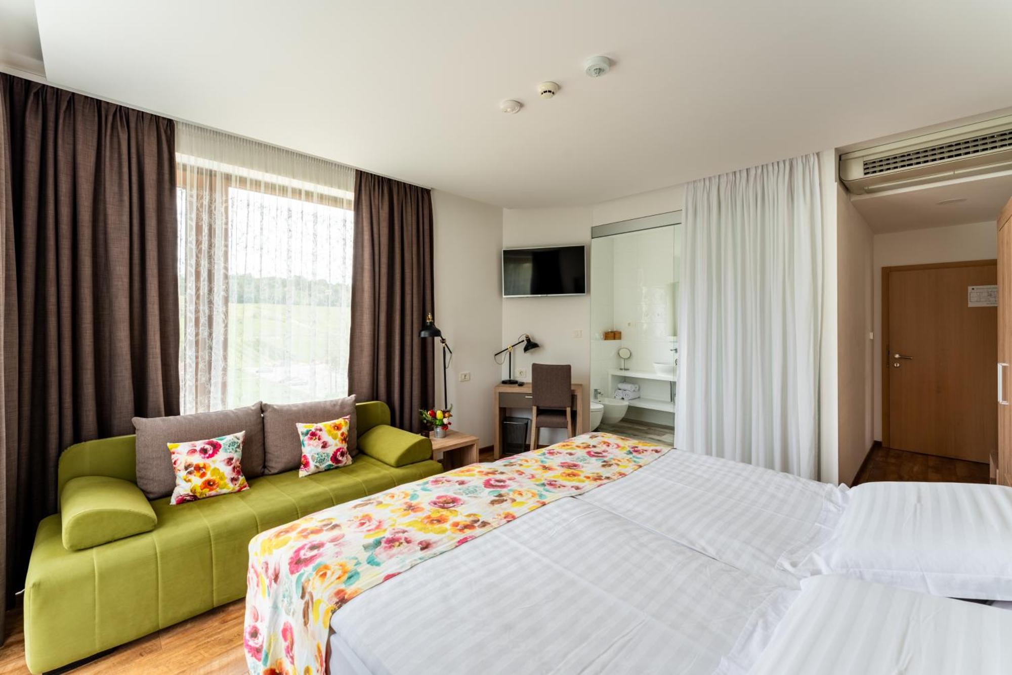 Bed&Breakfast Vinarija Coner Bjelovar Exterior foto