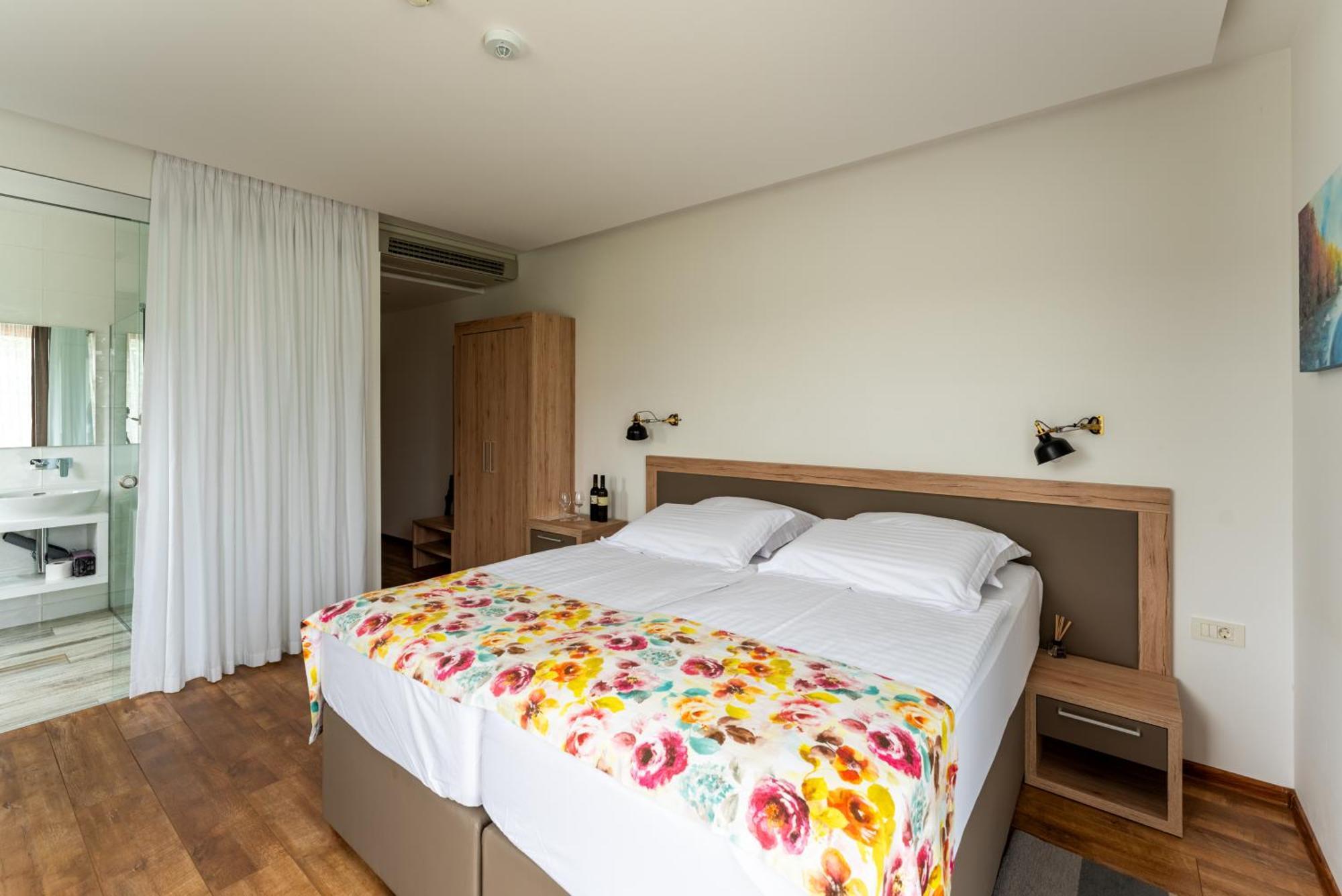 Bed&Breakfast Vinarija Coner Bjelovar Exterior foto